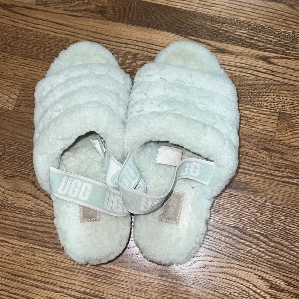 Ugg Fluff Yeah Size 7 Womens Mint Green